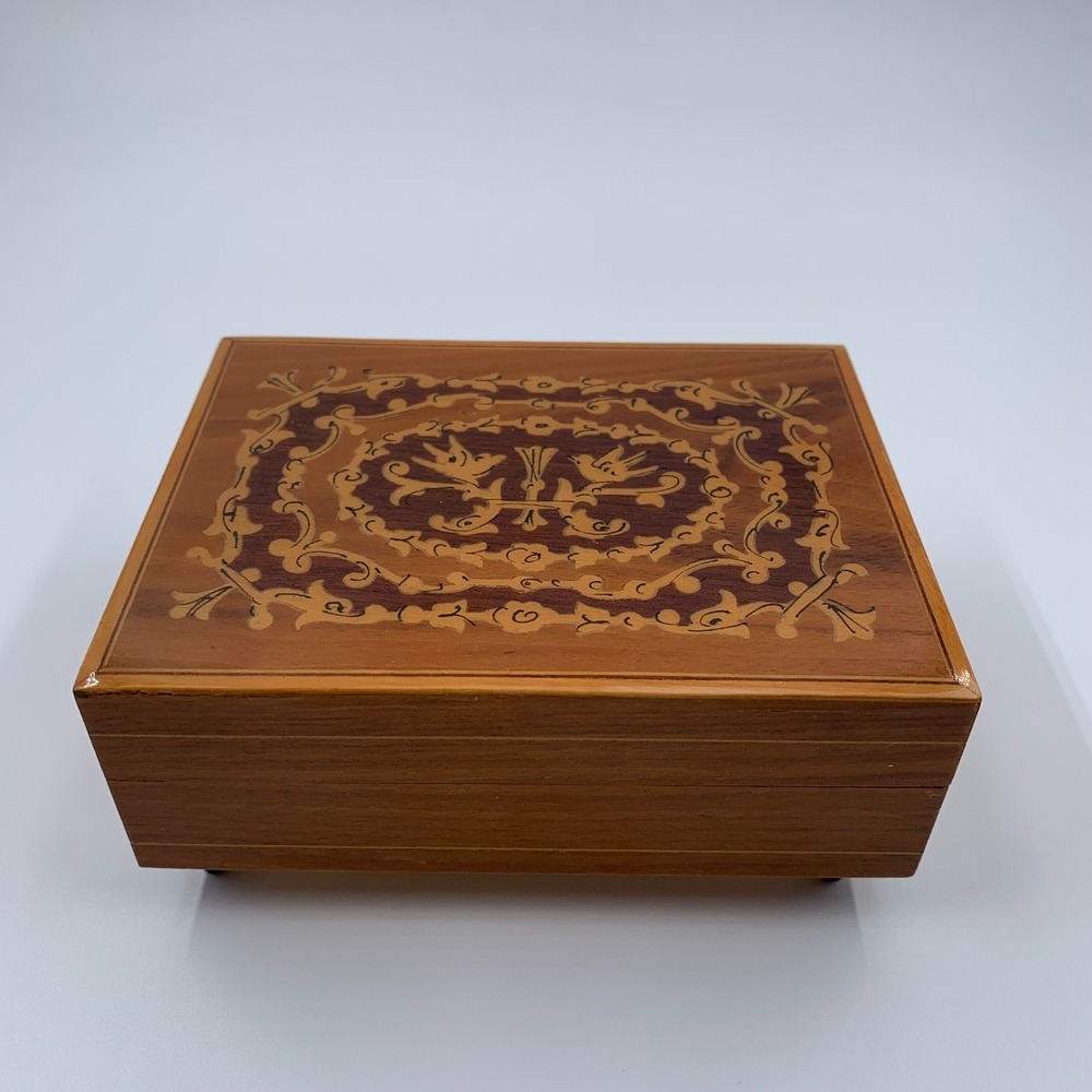 Vtg Sorrento Italian Inlaid Wood Music Jewelry Box Sankyo Isle of Capri Working
